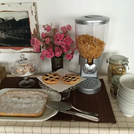Casale Osvalda 3*
